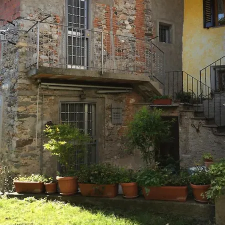 Lake Stone * Castelveccana